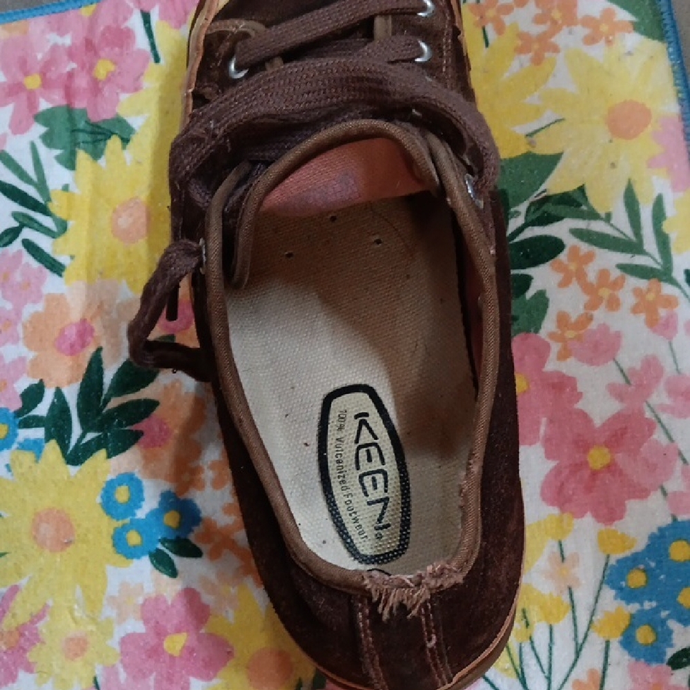 Keen Dark Brown Canvas Shoes - Picture 7 of 8